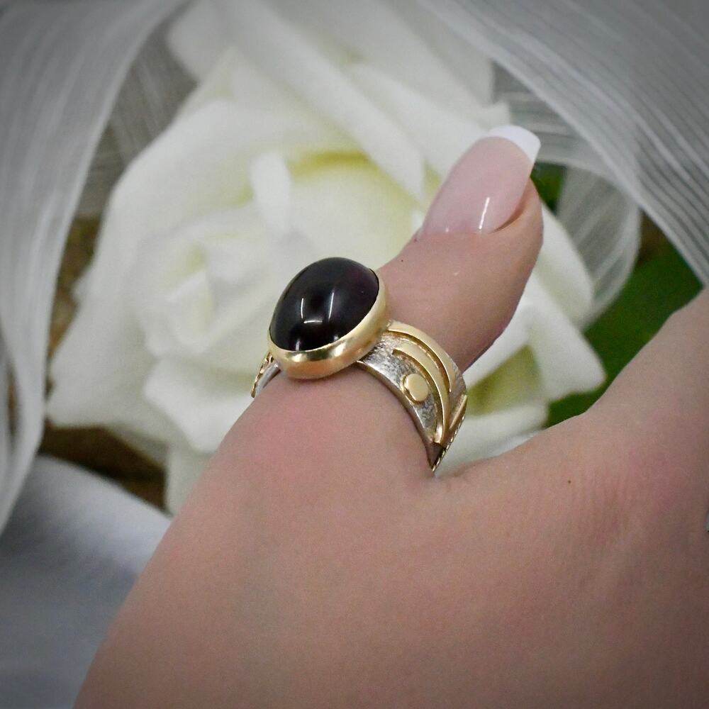 Signed Estevan 14K Gold & Sterling Silver 925 Garnet Artisan Ring Size 8.5